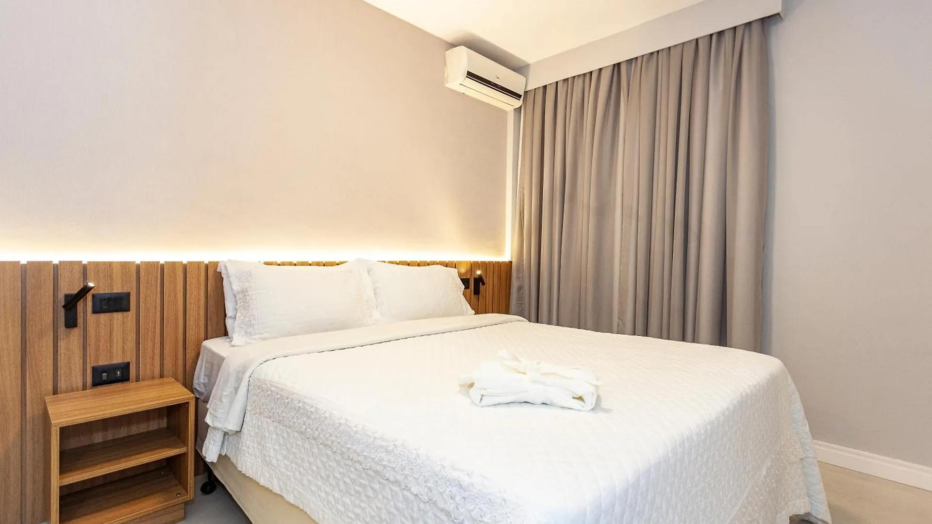 Hotel Travel Inn Premium Flats Paulista Wall Street San Paolo